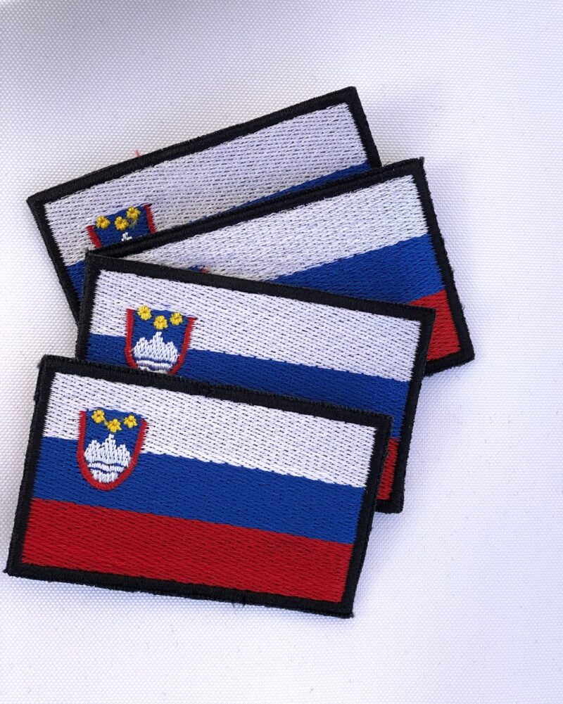 NAŠITEK SLOVENSKA ZASTAVA
